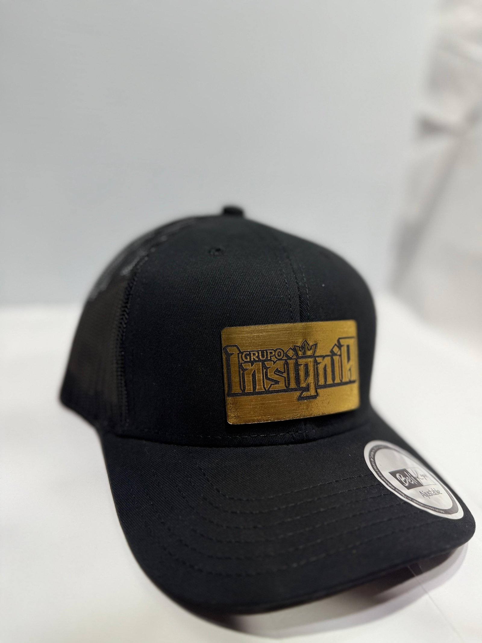 Gorra Premium Logo Insignia - Imagen 2